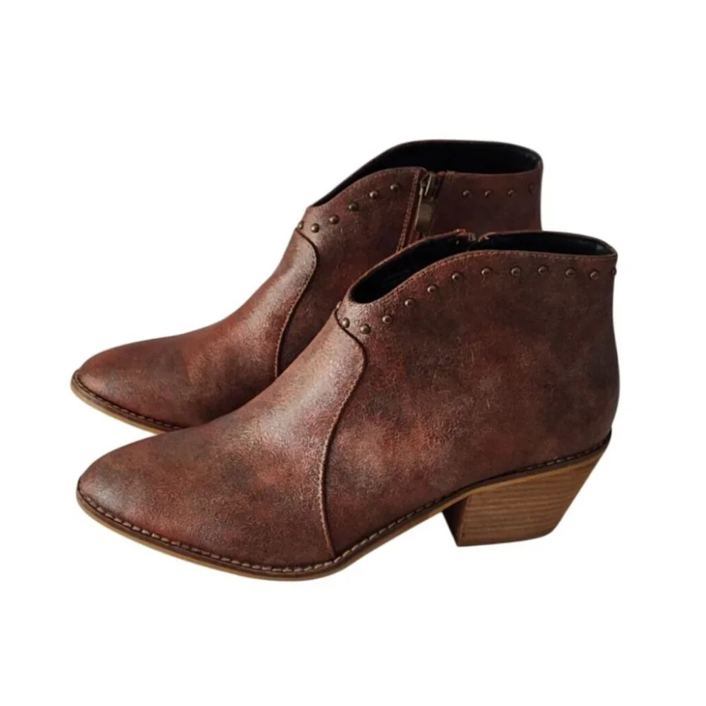 Boutique Corkys Swifton Women Brown Western Ankle Boot Studded Size 10 Block - Picture 2 of 9
